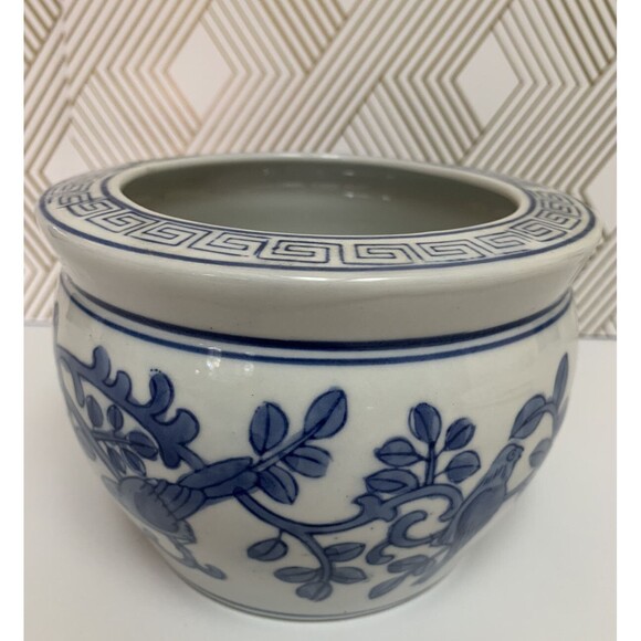Vtg Small Cobalt  Blue and White Porcelain Planter Birds & Floral Chinoiserie 4” - Picture 3 of 7